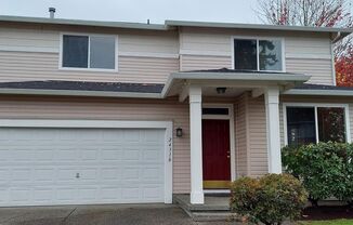 Wonderful Kent rental home!  Highland Crossings 3 bedroom 2.5 bath corner lot -- Available Dec 10th!