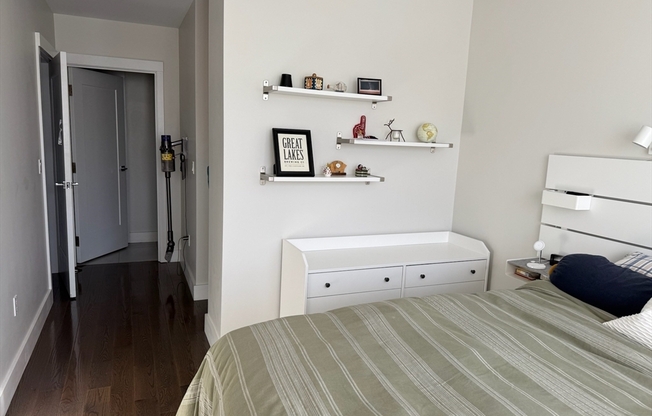 2 beds, 2 baths, 1,200 sqft, $4,500, Unit 414