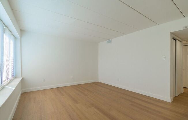 Living Area-Renovated (1BD, 1BA 500SF)