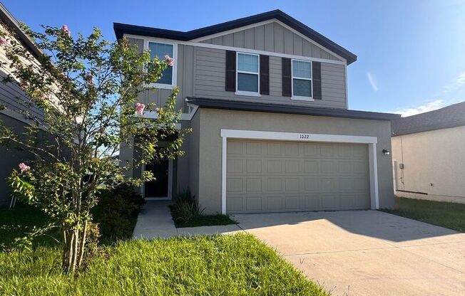 1022 KELLY FERN LOOP