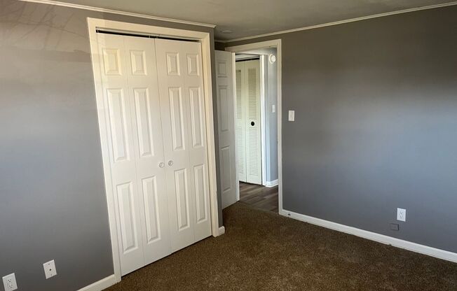 3 beds, 2 baths, $1,520