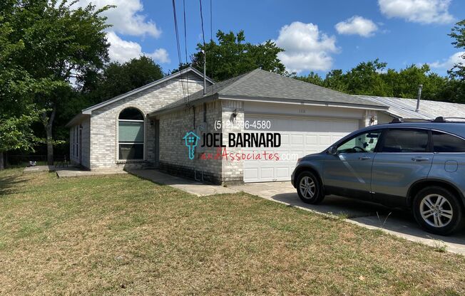 Available August 9: 3 Bedroom, 2 Bath Stand Alone Home