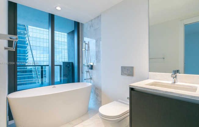 1451 Brickell Ave