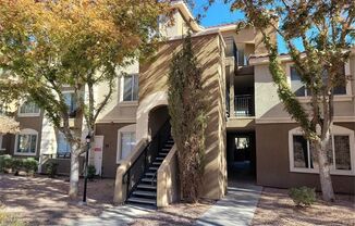 2 beds, 2 baths, $1,450, Unit Building 10