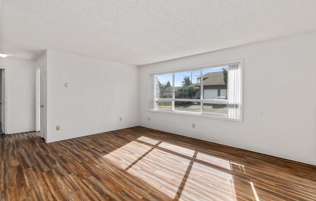 Lakeview Apartments Centralia, WA