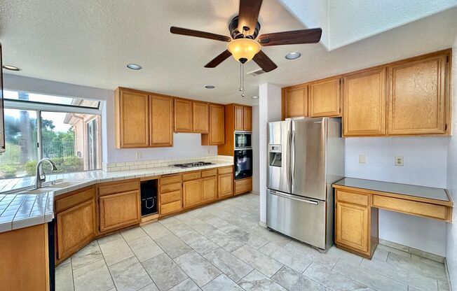 Beautiful Home in Gated Community of Los Rios with View of Golf Course