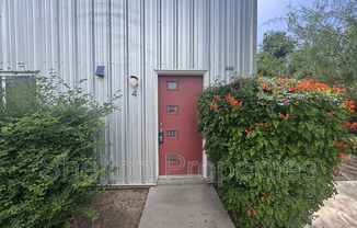 2121 W HAYWARD AVE