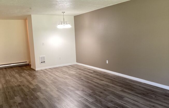 3 beds, 2 baths, 1,100 sqft, $1,500, Unit B104