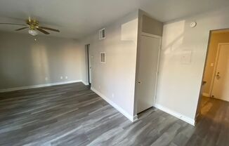 Studio, 1 bath, 475 sqft, $929, Unit C08