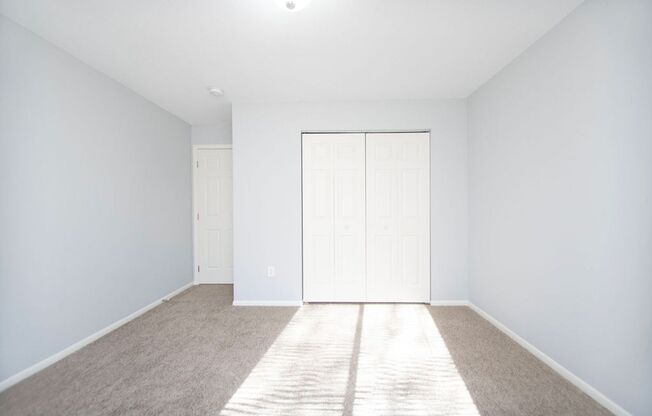1 bed, 1 bath, 700 sqft, $1,240, Unit 116