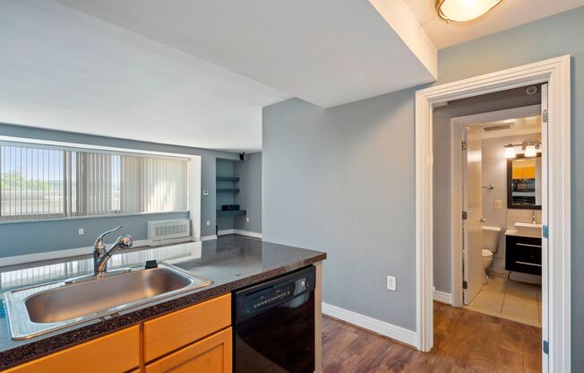 Studio, 1 bath, $1,850, Unit # #N 614
