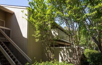 Spacious unit with a central location