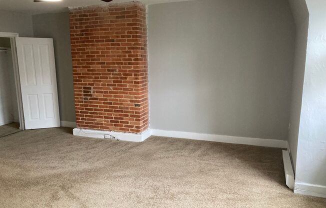 Studio, 1 bath, 450 sqft, $1,149, Unit 50-4