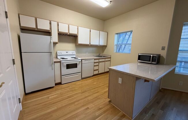 Everett Street Apartments