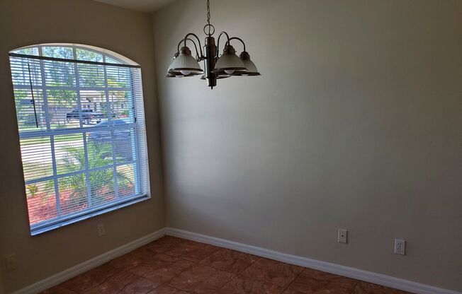 2 beds, 2 baths, $1,525