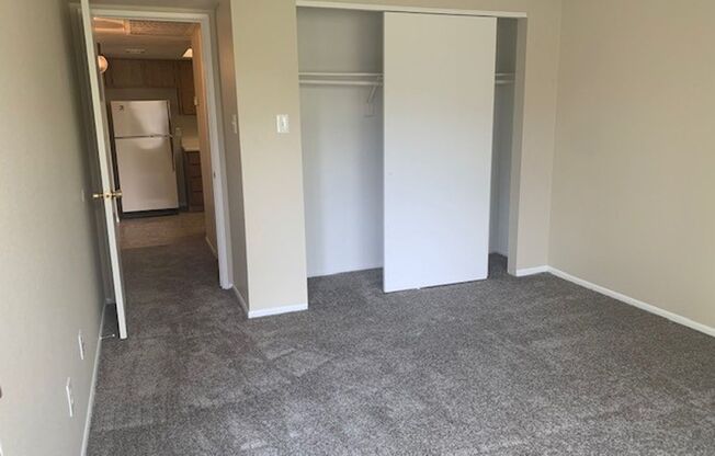 1 bed, 1 bath, 670 sqft, $1,250, Unit 225