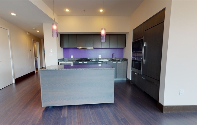 1 bed, 1.5 baths, 1,040 sqft, $5,200, Unit 17H