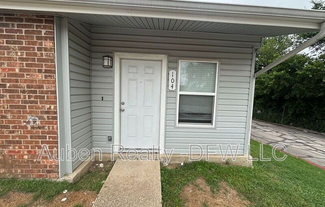 327 SE 3 ST