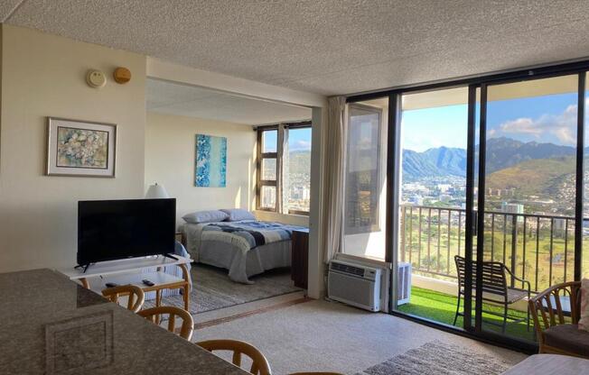 201 Ohua Ave