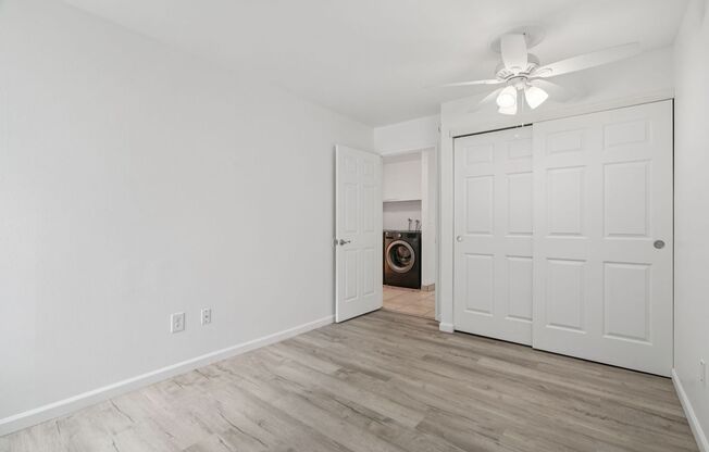 3 beds, 1.5 baths, 1,231 sqft, $2,325, Unit R5