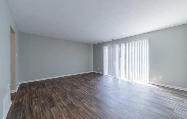 Large Windows at Barrington Estates Apartments, Indianapolis, IN, 46260