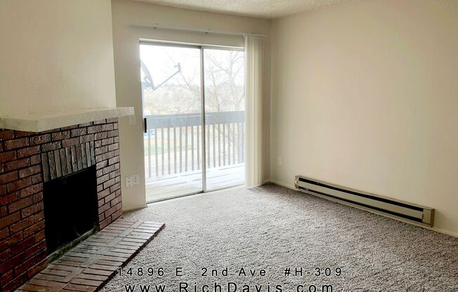 2 bed, 2 bath with washer/dryer hookup.  Great location off Sable and 2nd Ave.