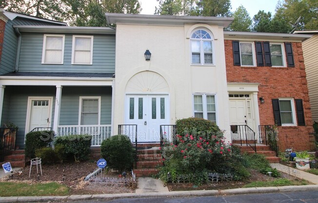 4028 ELM ST