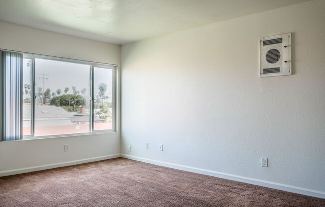 1 bed, 1 bath, 650 sqft, $1,775, Unit A10