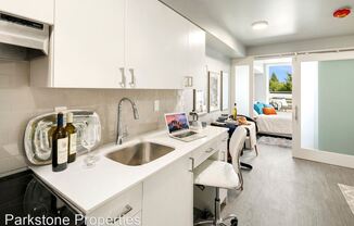8541 15th Avenue NW
