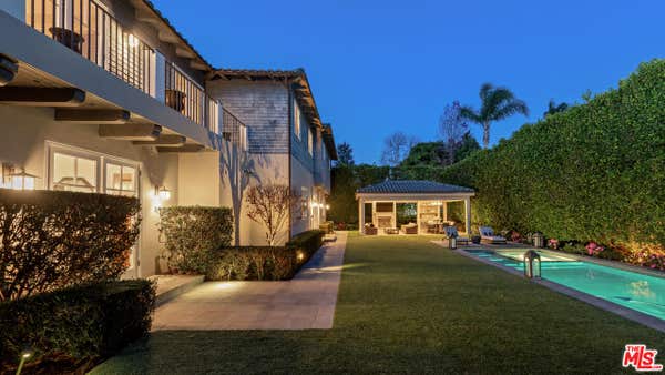1064 AMALFI DR