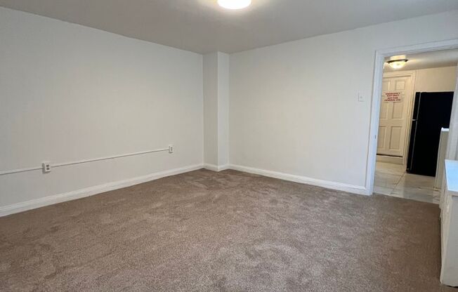 1 Bedroom w/ Den in Federal Hill