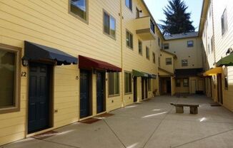 3 beds, 2 baths, 1,239 sqft, $2,625, Unit 22