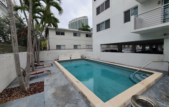1605 Bay Rd