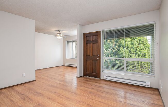 1 bed, 1 bath, $1,600, Unit 2