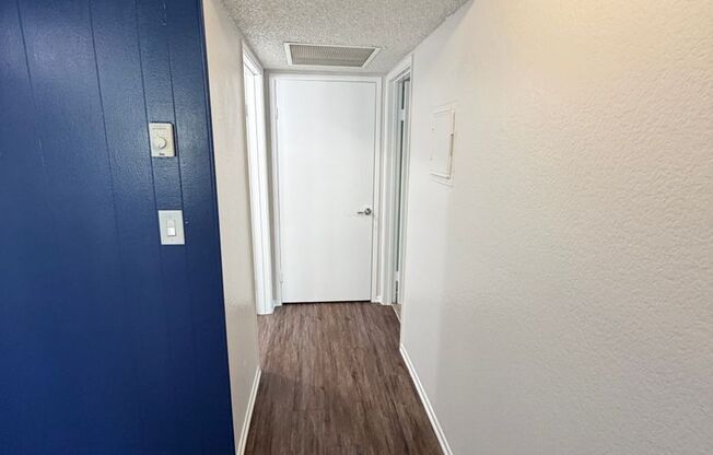 1 bed, 1 bath, 750 sqft, $2,255, Unit 716