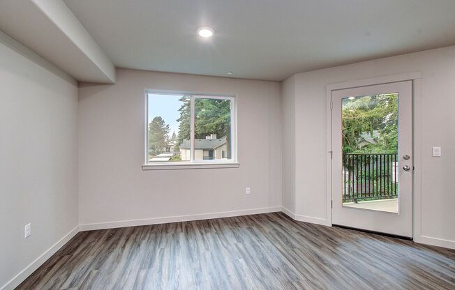 2 beds, 1 bath, $1,495, Unit 110