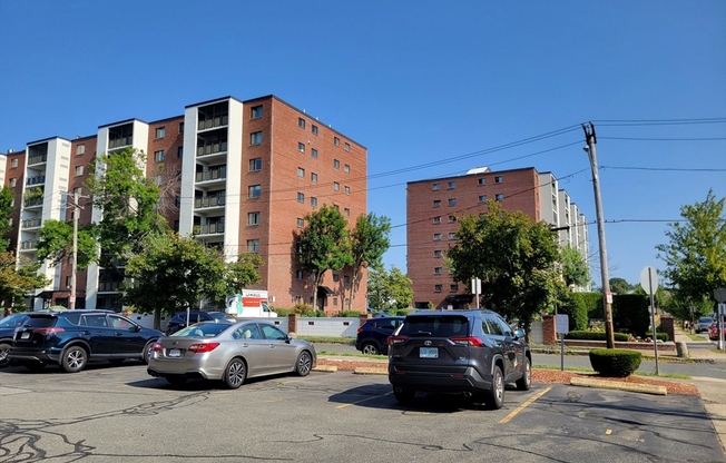 1 bed, 1 bath, 844 sqft, $2,400, Unit 207