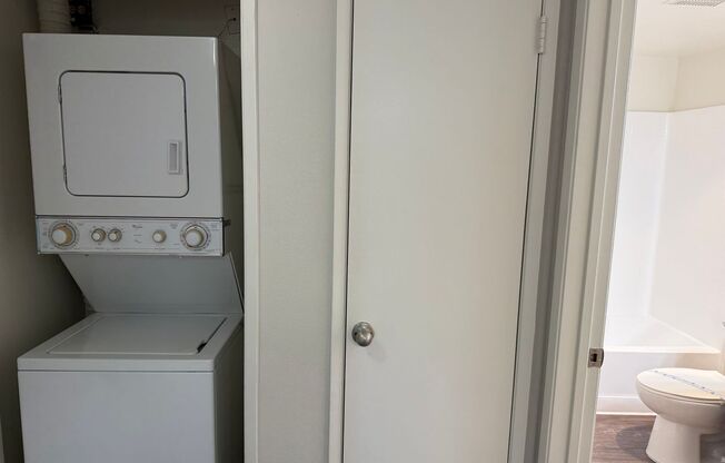 2 beds, 2 baths, 973 sqft, $3,100, Unit 416