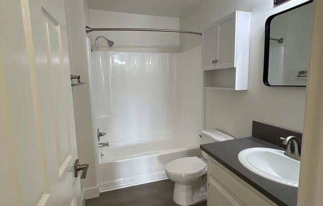 1 bed, 1 bath, 900 sqft, $2,173, Unit 271-15