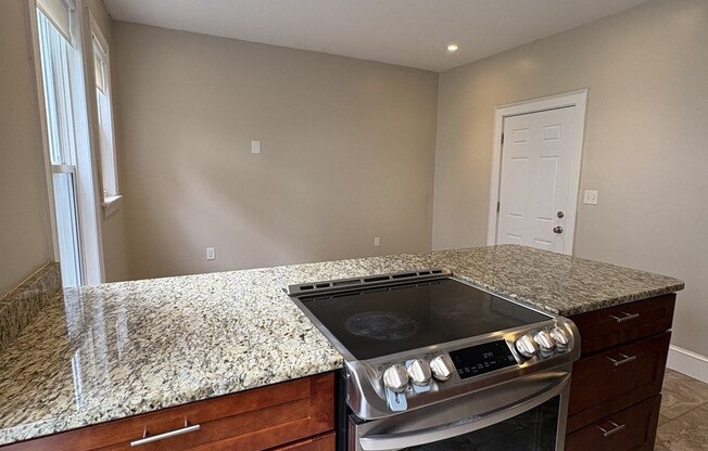 3 beds, 2 baths, 1,372 sqft, $3,700, Unit 1