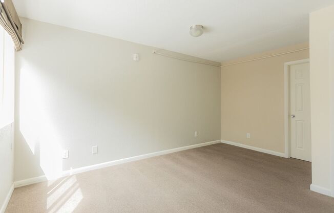 2 beds, 2 baths, 950 sqft, $2,995, Unit 201