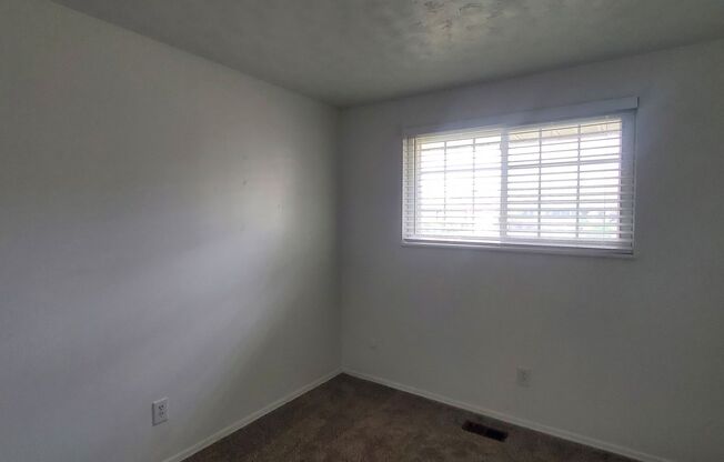 3 beds, 1 bath, $1,500