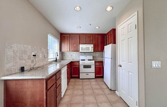 2 beds, 2 baths, $2,350