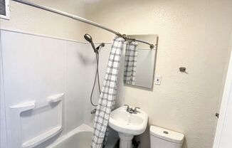 Studio, 1 bath, $1,141