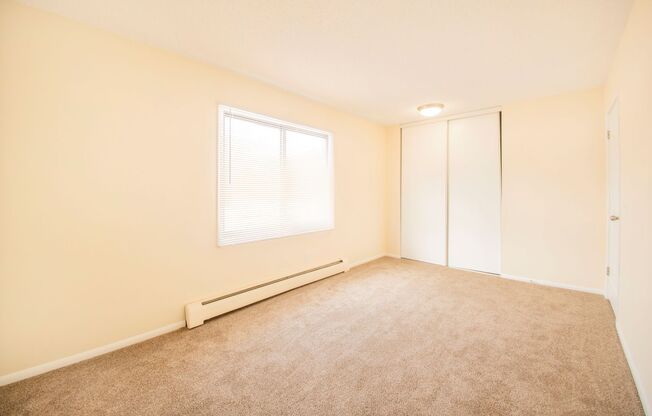 2 beds, 1 bath, 756 sqft, $1,325, Unit 824-203