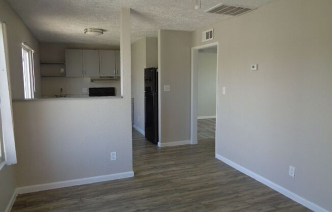 2 beds, 1 bath, 616 sqft, $1,175, Unit #2