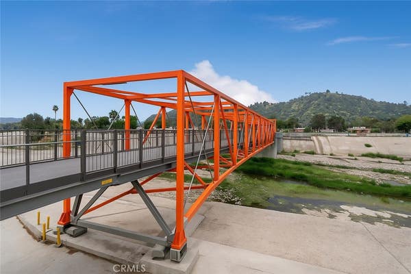 2700 E Chaucer St Unit 29