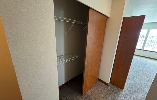 2 beds, 1 bath, 740 sqft, $1,949, Unit C403