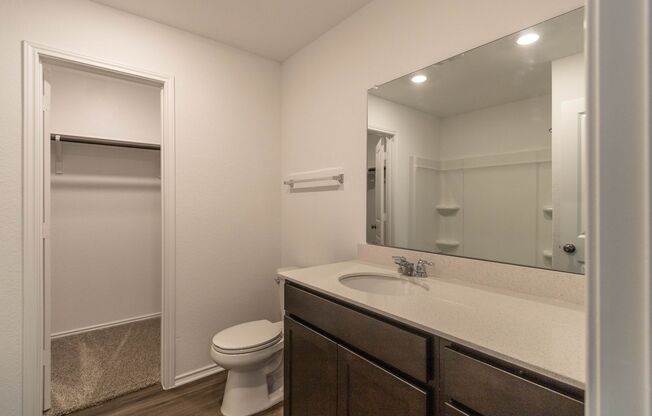 4 beds, 2.5 baths, $1,700