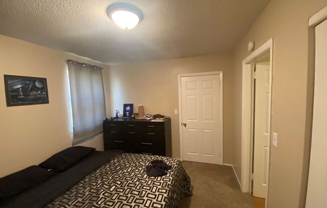 Charming three bedroom for Rent on Windsor